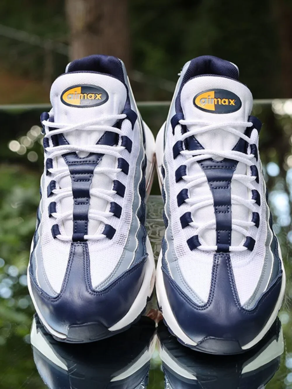 Nike Air Max 95 Midnight Navy Laser Orange